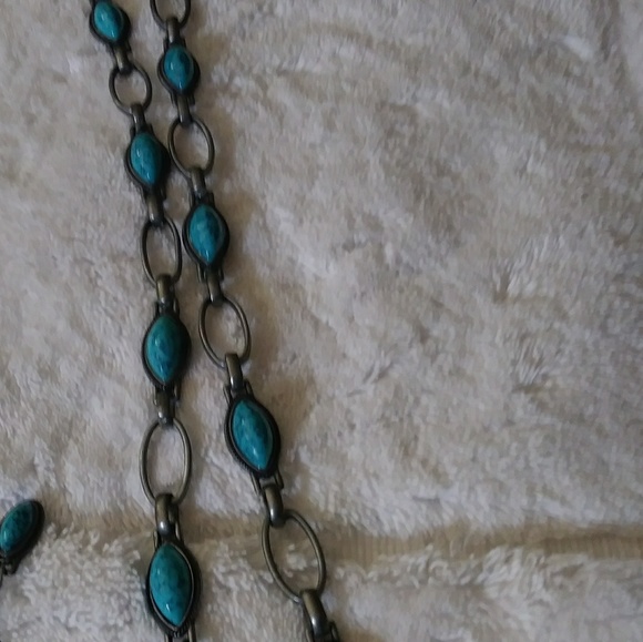 Nine West Gunmetal and Turquoise Belt/Necklace - Picture 8 of 8
